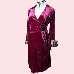 Maeve anthropologie boho grunge purple velvet belted side wrap dress